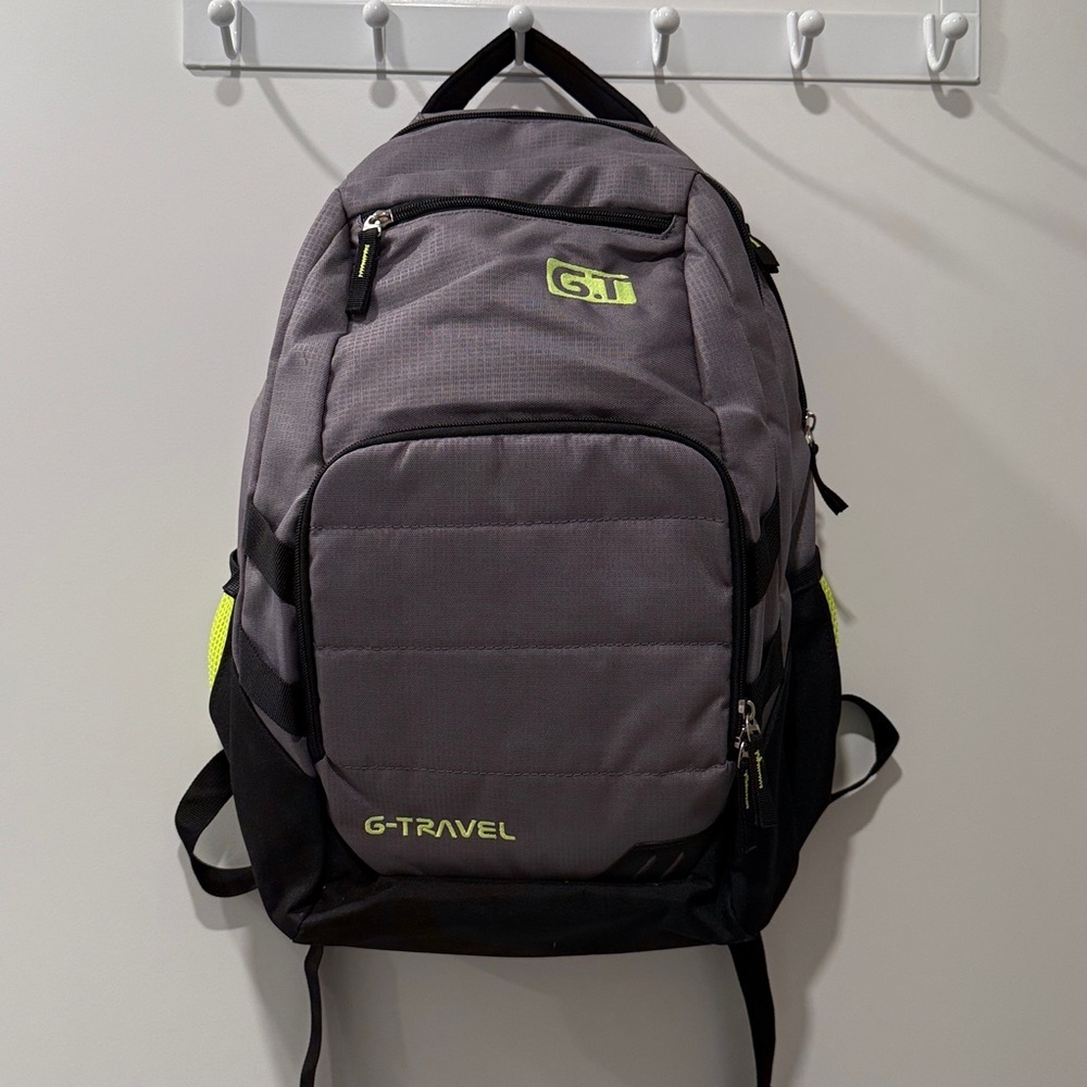 NWOT Heather Gray Backpack with Durable Fabric and Padded Straps